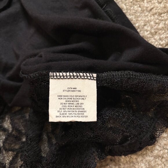 Disney Couture Womens Black Short-Sleeve Sequin Shirt Red Apple Lace Medium #119 - Picture 8 of 9